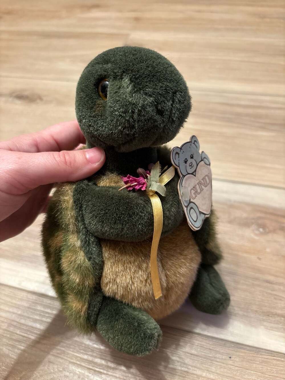 Vintage 1987 Gund Whiz the Turtle Plush with Flower